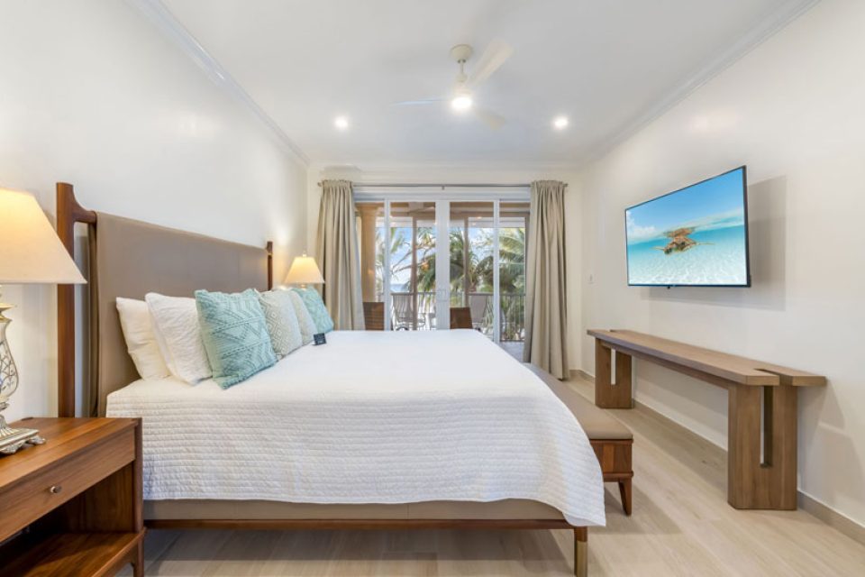 Condo 16