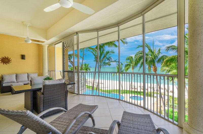 Seven Mile Beach Condo Rentals