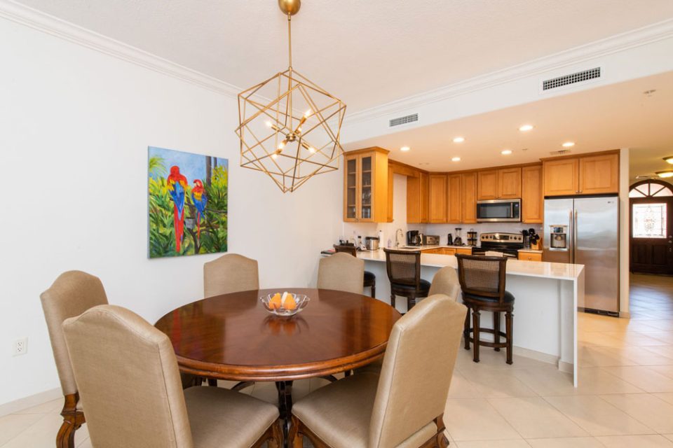 Condo 7