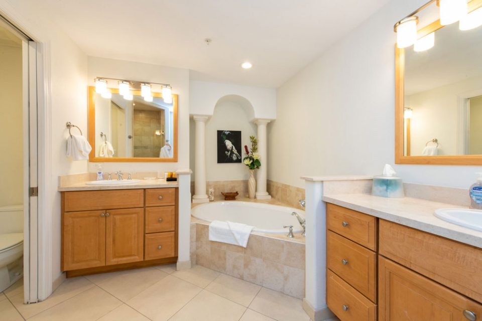 Condo 7
