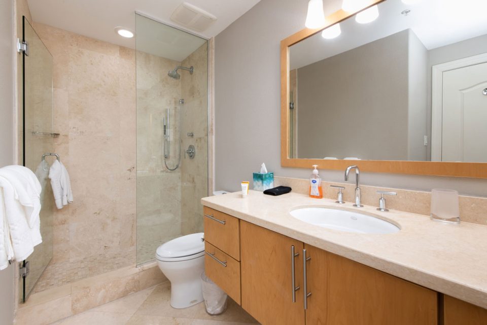 Condo 12