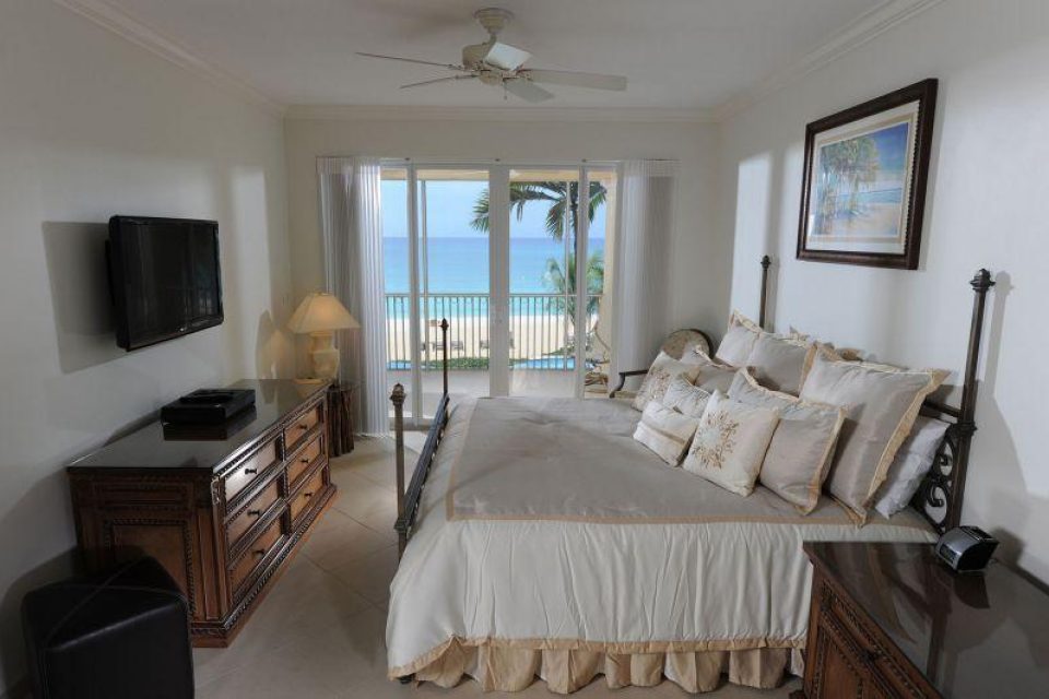 Condo 8