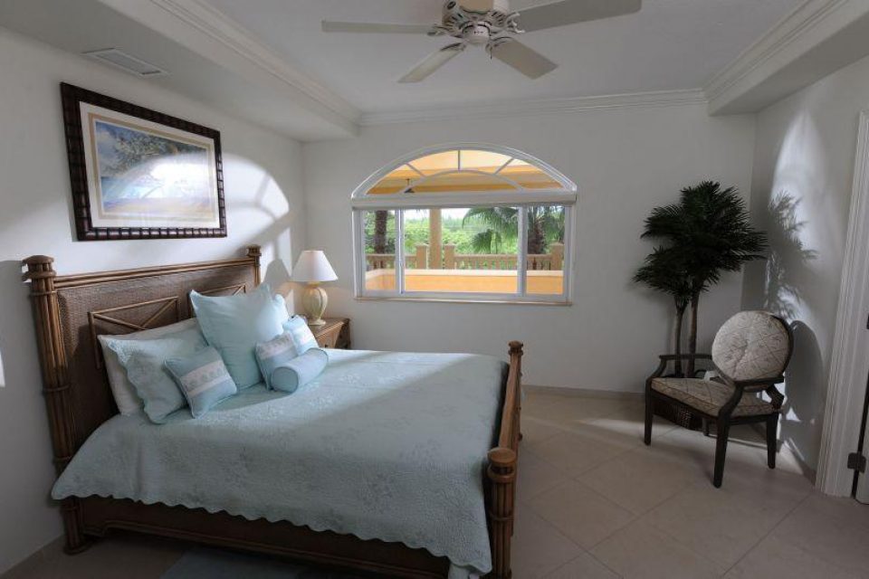 Condo 8