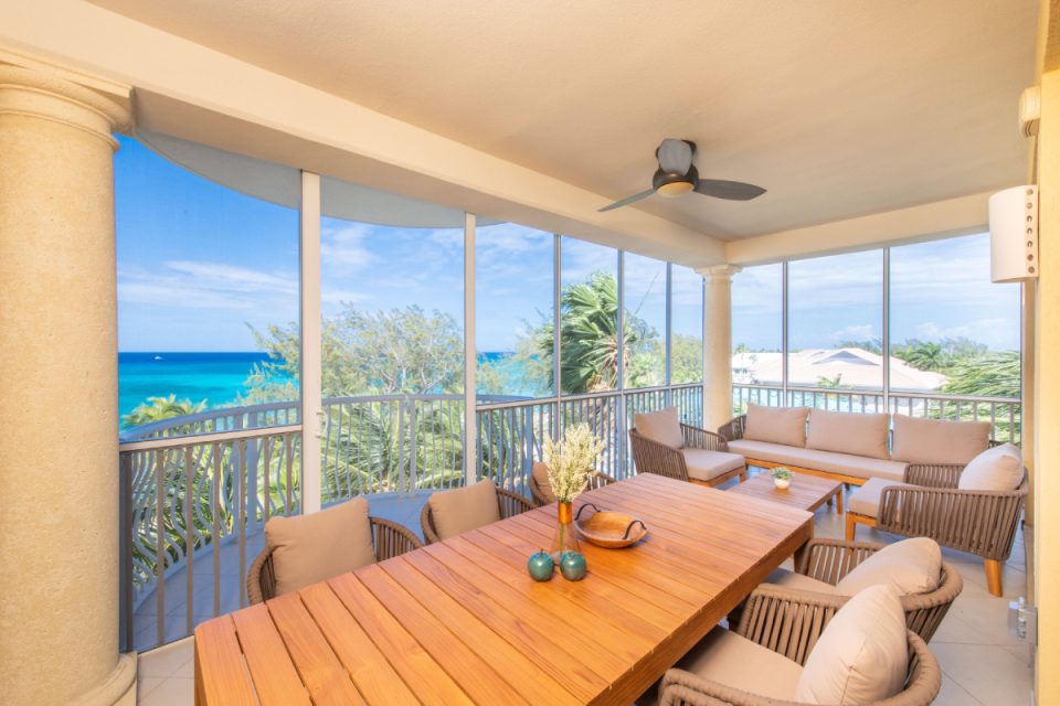 Condo 28