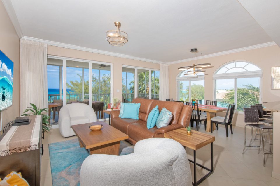 Condo 28