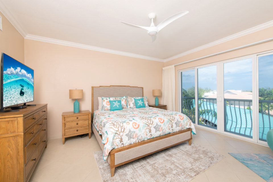 Condo 28